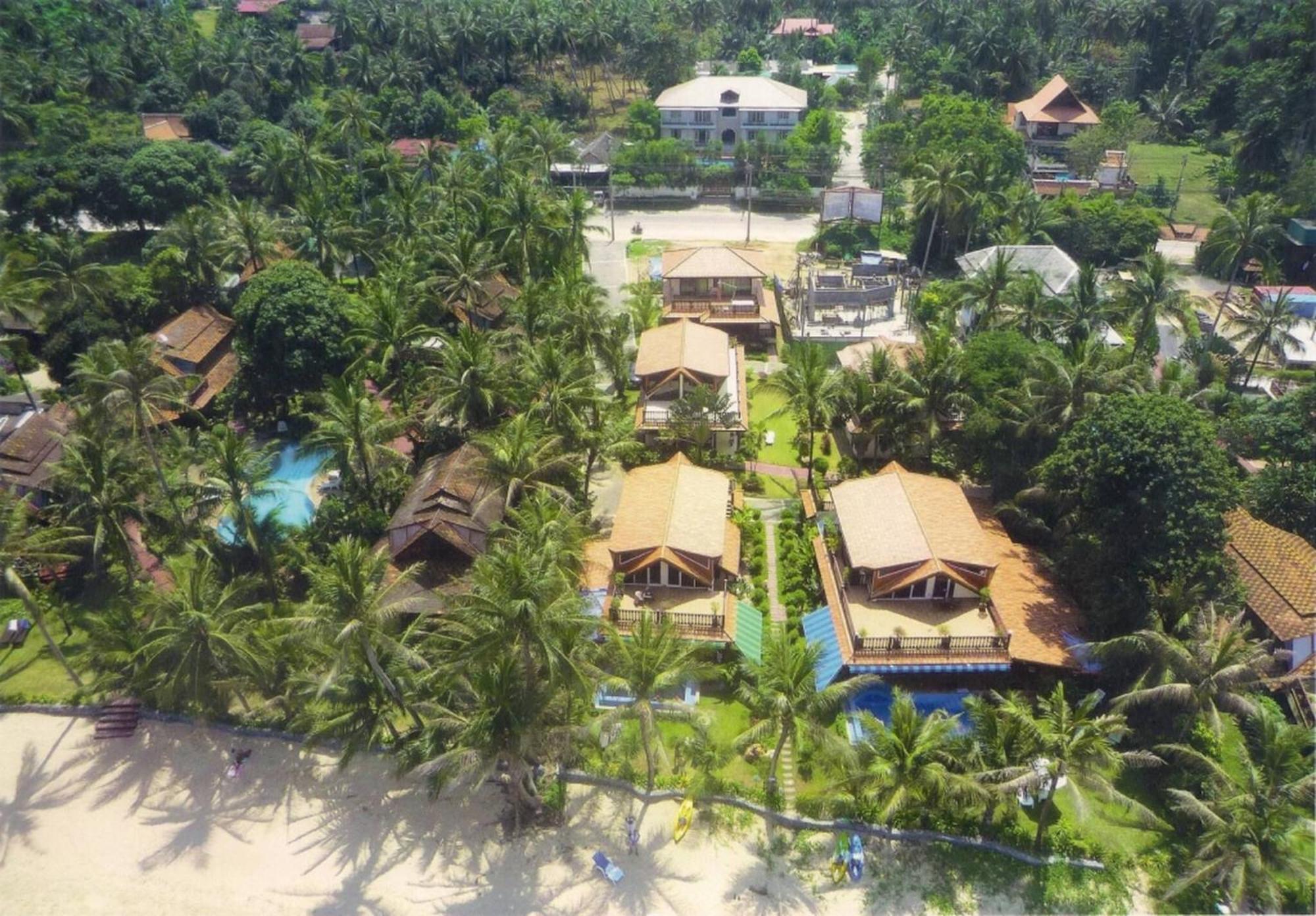 Beachfront Oasis With Private Pool And Jacuzzi On Samuis Bang Por Villa
